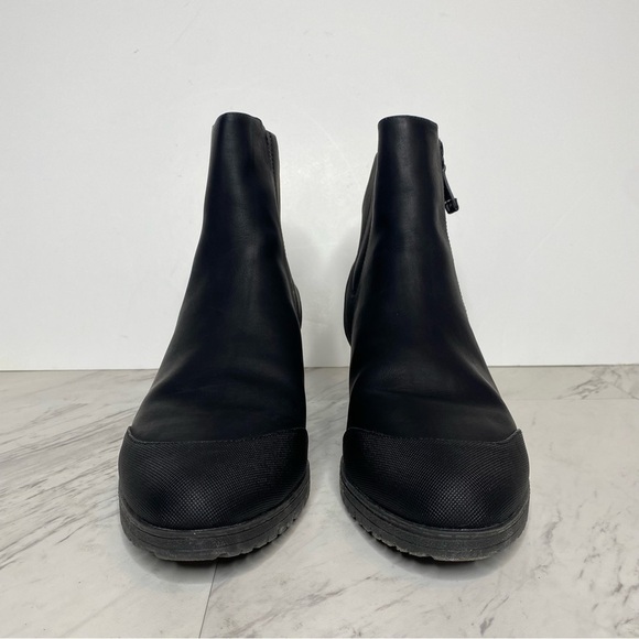 Dr. Scholl’s Level Best Heeled Bootie 11M - Picture 2 of 12